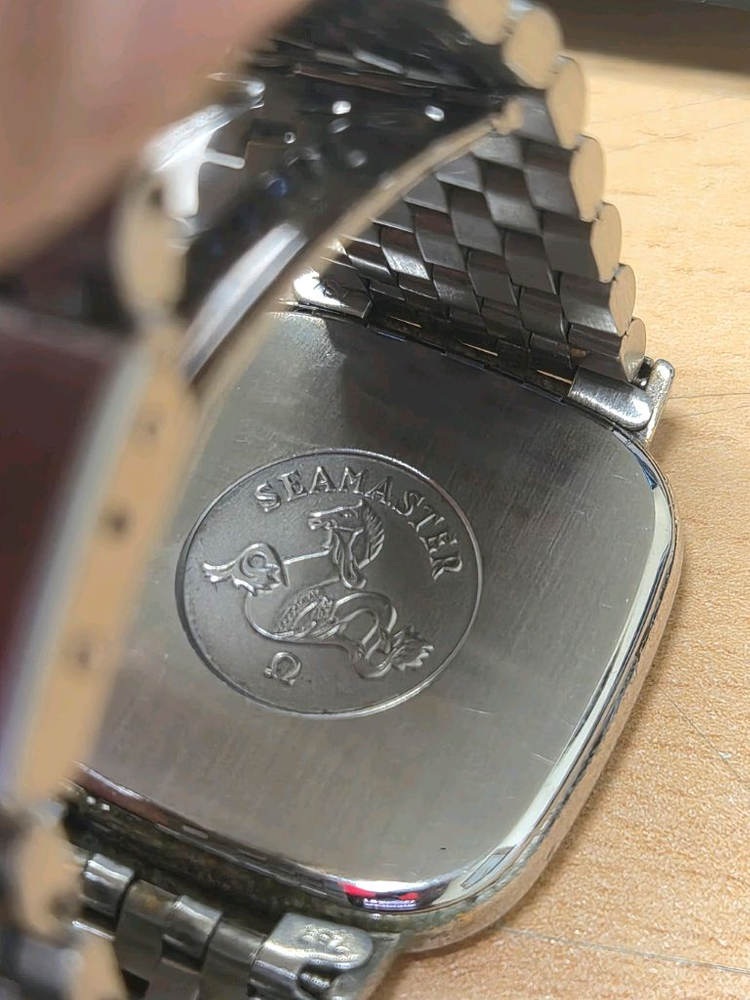 오메가의 빈티지 씨마스터 쿼츠 이미지
