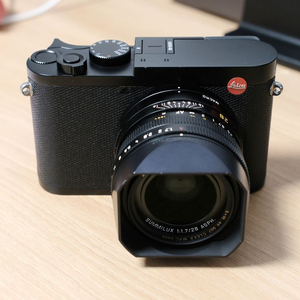 라이카 Q2 판매합니다. 이미지