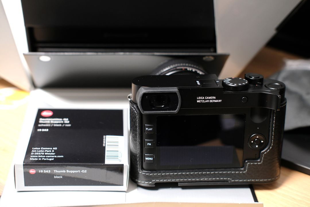 라이카 Q2 판매합니다. 이미지