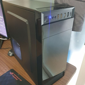 i7 9700f gtx1660ti 게이밍 pc 데스크탑 컴퓨터 본체 처분!