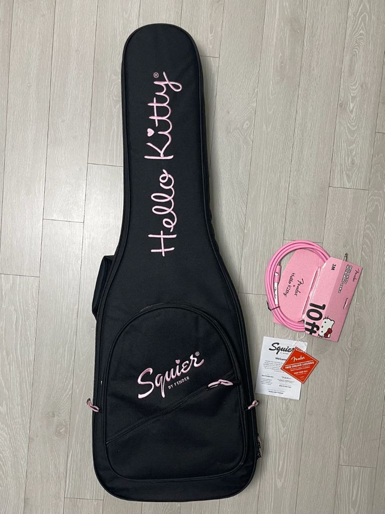 fender 펜더 헬로 키티 콜라보 화이트 일렉 기타 케이블 이미지