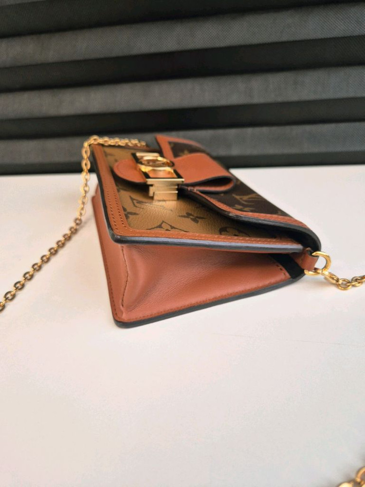루이비통 도핀 월릿 체인 크로스백 (영수증 포함 풀구성)상태 최상 이미지