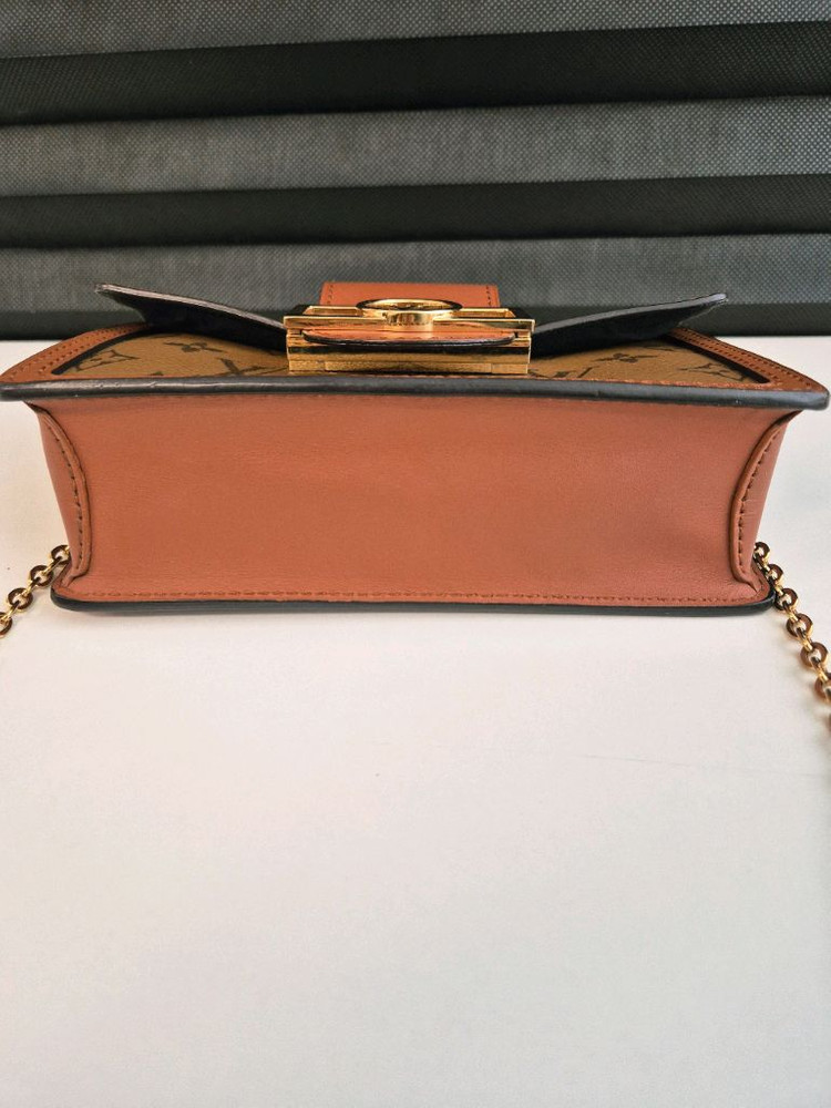 루이비통 도핀 월릿 체인 크로스백 (영수증 포함 풀구성)상태 최상 이미지