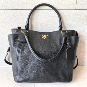PRADA 프라다 다이노 레더 토트 BN2435 블랙 / 백화점구매 / A4수납 / 스트랩