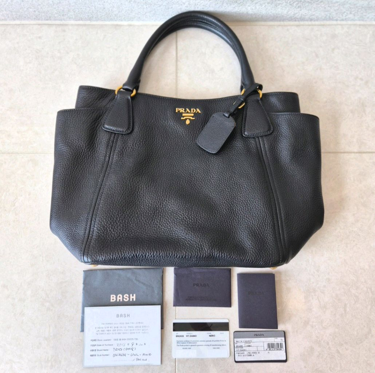 PRADA 프라다 다이노 레더 토트 BN2435 블랙 / 백화점구매 / A4수납 / 스트랩--1