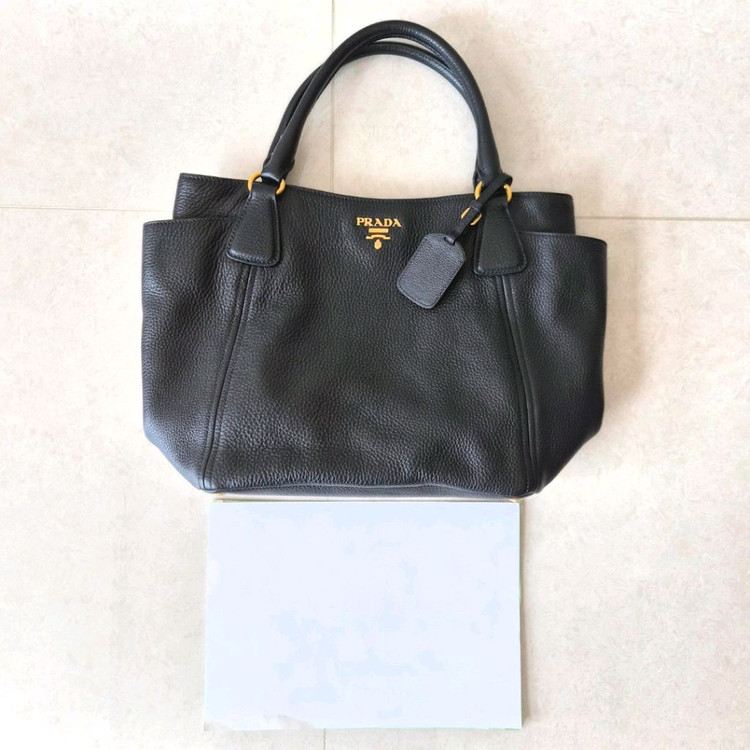 PRADA 프라다 다이노 레더 토트 BN2435 블랙 / 백화점구매 / A4수납 / 스트랩--2