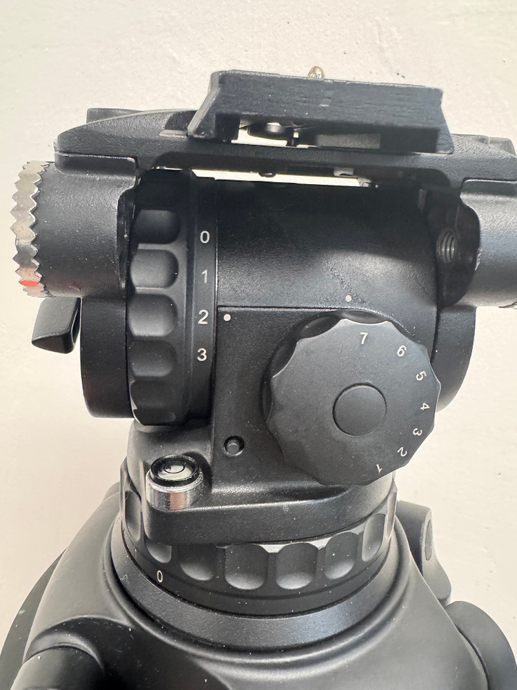 <판매> E-IMAGE 이 이미지 GH10L (100mm 유압 비디오 헤드) + 삼각대 (GA102) 이미지