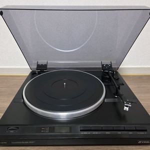 인켈 전자동 턴테이블 이미지