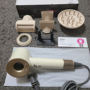 차이슨 슈퍼소닉 드라이기 220V 거치대포함6종노즐 (새상품) 이미지