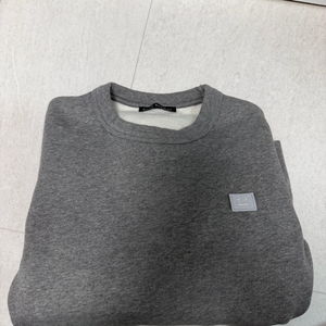 아크네 스튜디오 맨투맨 그레이 xxs