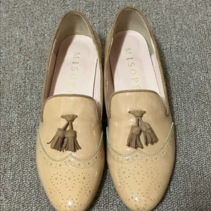 미소페 유광 로퍼 단화 235