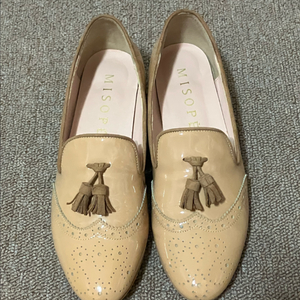 미소페 유광 로퍼 단화 235