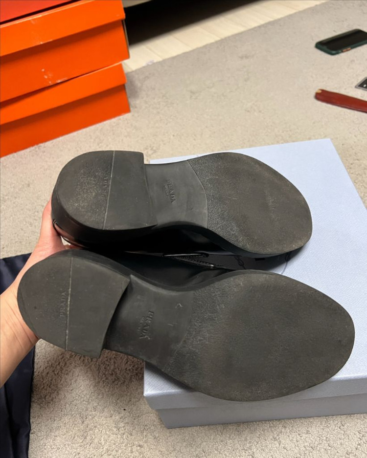 프라다 여성 스파졸라토 로퍼 37사이즈(240) 이미지