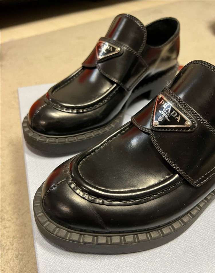 프라다 여성 스파졸라토 로퍼 37사이즈(240) 이미지