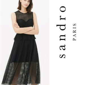 산드로(Sandro) 메쉬 컷아웃 슬리브리스 미디 드레스