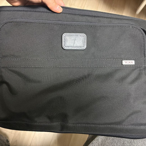 TUMI 라지 노트북 케이스