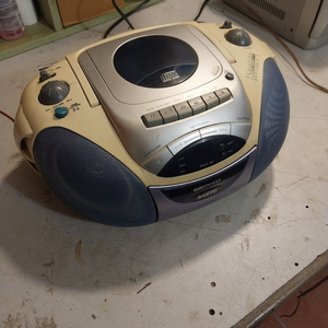 정상작동하는 산요 시디 카세트 라디오/카세트 험 주의 이미지