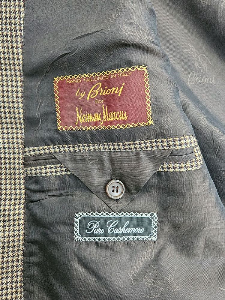 브리오니 하운드투스 캐시미어 블레이저 [ 로로피아나 톰포드 에르메스 루이비통 키톤 쿠치넬리 벨루티 ] 이미지