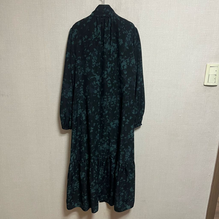 칼라거펠트 프릴 롱원피스(55) 이미지