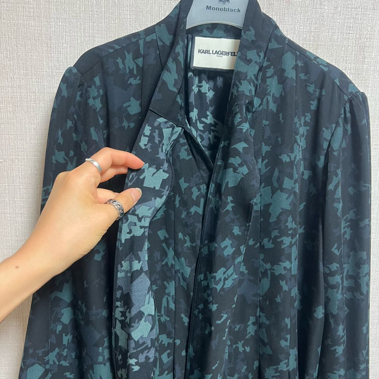 칼라거펠트 프릴 롱원피스(55) 이미지