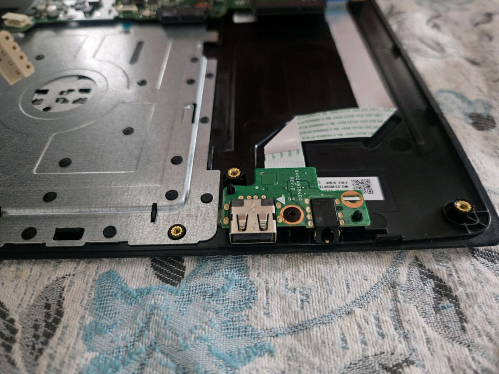 에이서(Acer) Aspire E5-576G 팜레스트 외 이미지