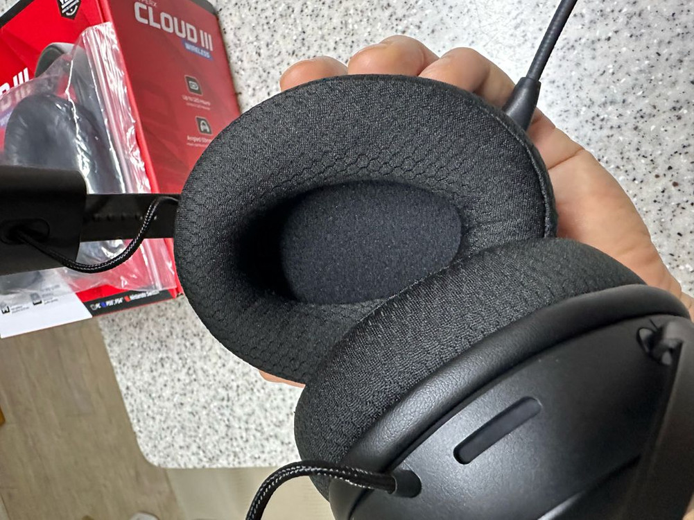HyperX Cloud III Wireless 하이퍼X 클라우드3 무선 게이밍 헤드셋--5