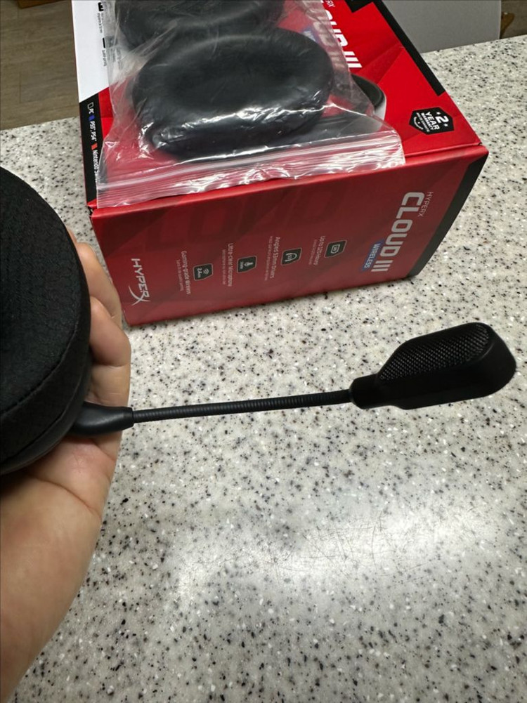 HyperX Cloud III Wireless 하이퍼X 클라우드3 무선 게이밍 헤드셋--6