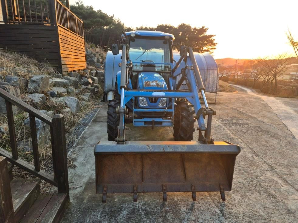 (급매)LS트랙터 52마력(로우더+로터리) 트렉터--3