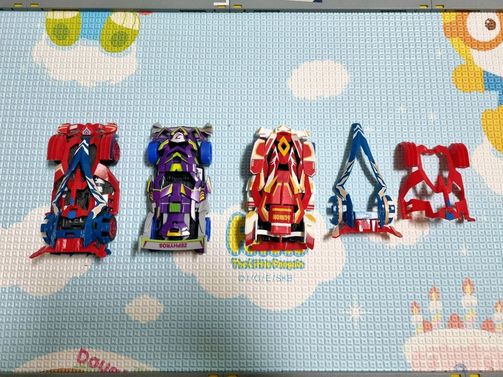 변신 로봇 피규어 세트--1