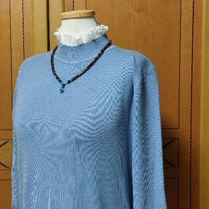 플리츠 목도리 니트 이미지