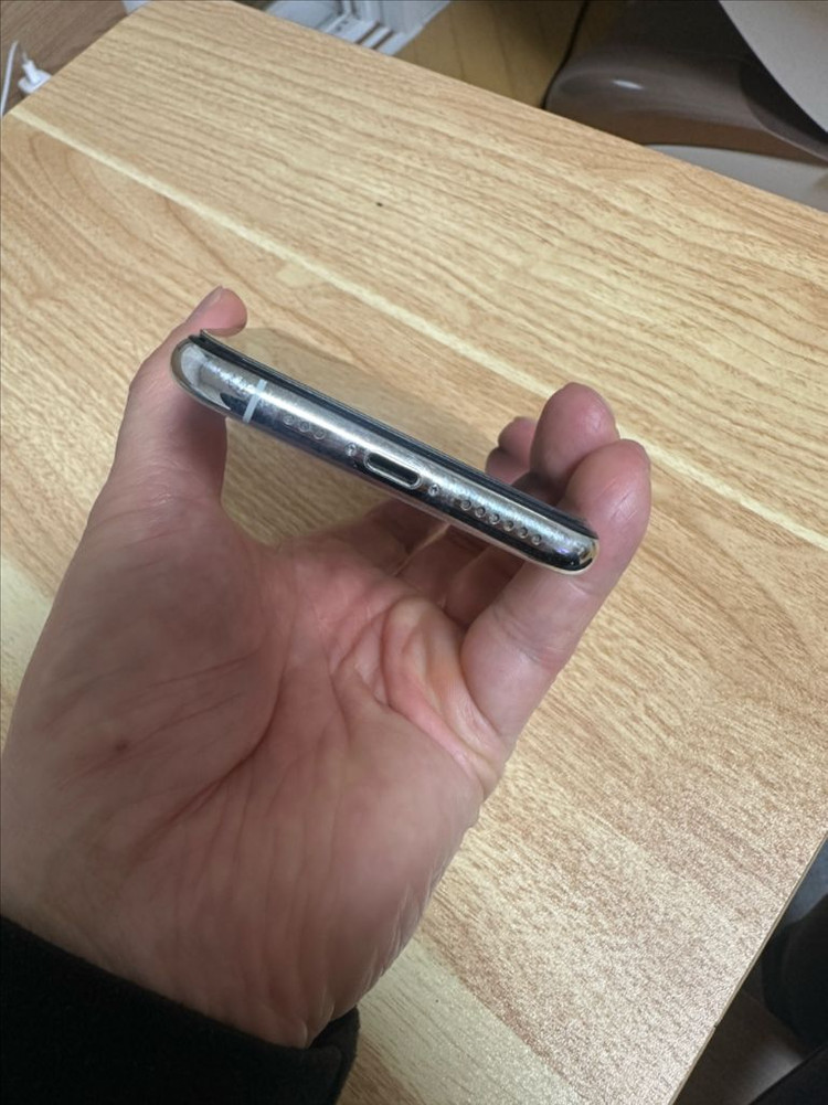 아이폰11 pro 64G--2