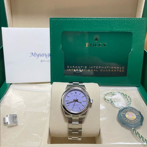 새상품 선물용 롤렉스 276200 오피28 라벤더판 판매합니다~~