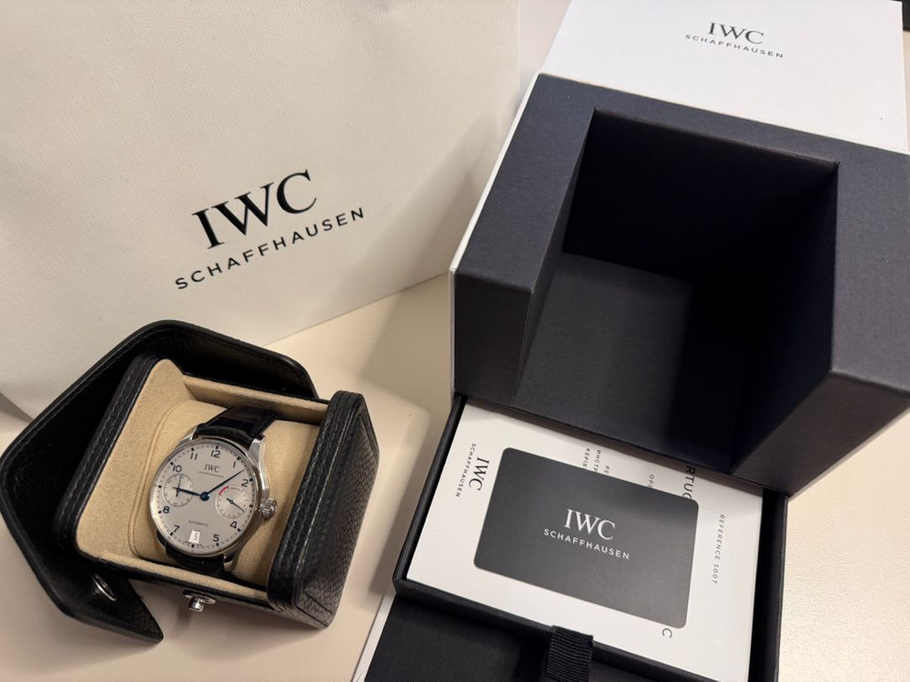IWC 포르투기저 세븐데이즈 부엉이 이미지