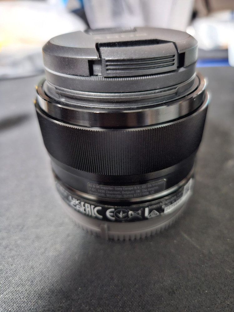 소니 SEL E 35mm F1.8 OSS 판매합니다--2