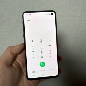 갤럭시 S10e 이미지