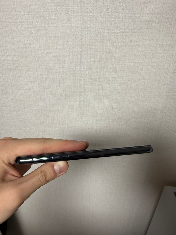 갤럭시 S10e 이미지