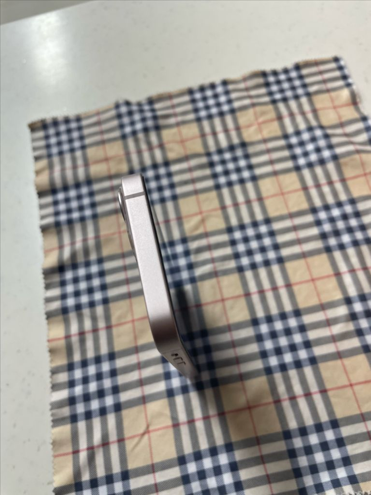 아이폰13미니 128 SSS급 외관--4