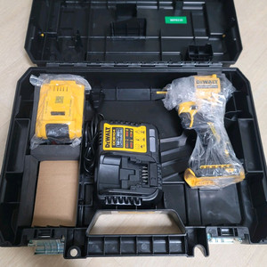디월트 DCF850 임팩드릴 세트 / 배터리 x1 이미지