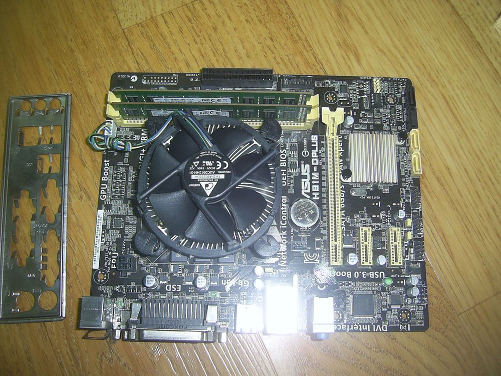 ASUS H81 메인보드 + CPU i5 4460 쿨러 세트--2