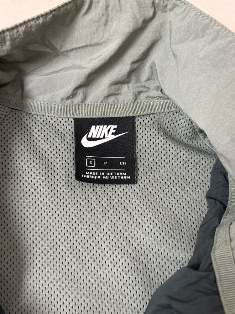 나이키 빅스우시 바람막이 집업 이미지