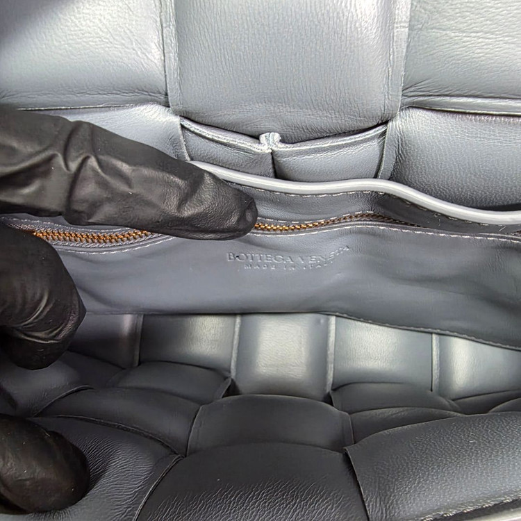 {클로젯}[Os]보테가베네타 패디드 레더 카세트백 썬더 이미지