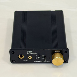 오딘스트 HUD-DX1 헤드폰앰프 DAC 판매합니다.