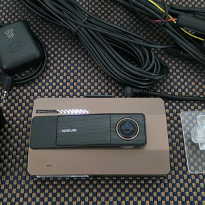 [QHD] 아이나비 VX2000 블랙박스 (128GB, GPS) 이미지