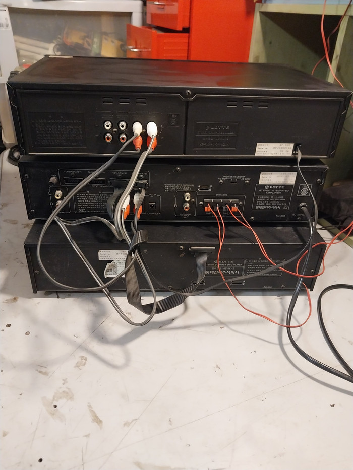 기괴하지만 정상작동하는 롯데 LA-308 포노 이큐 앰프 이미지