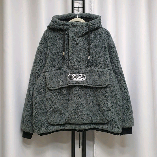 GCDS 포켓 퍼 뽀글이 아노락 후드 자켓--2