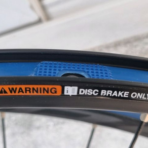 시마노 자전거 로드 휠 새것 디스크브레이크용 이미지