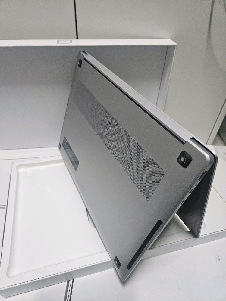 삼성 갤럭시북4 프로 NT960XGQ 16인치 U5/램16/SSD256--5