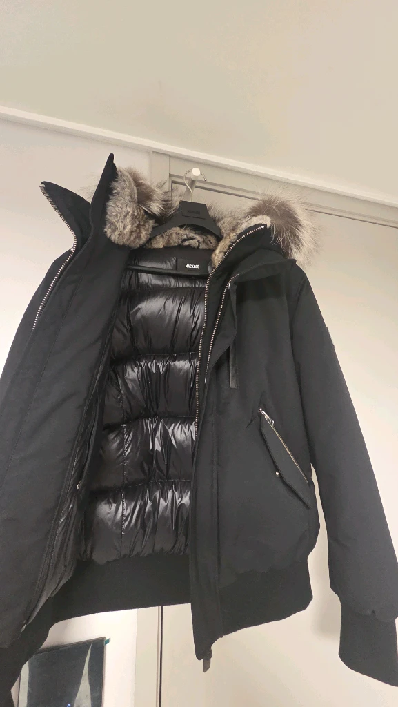 맥케이지 21fw 딕슨봄버패딩 블랙/실버폭스퍼 이미지