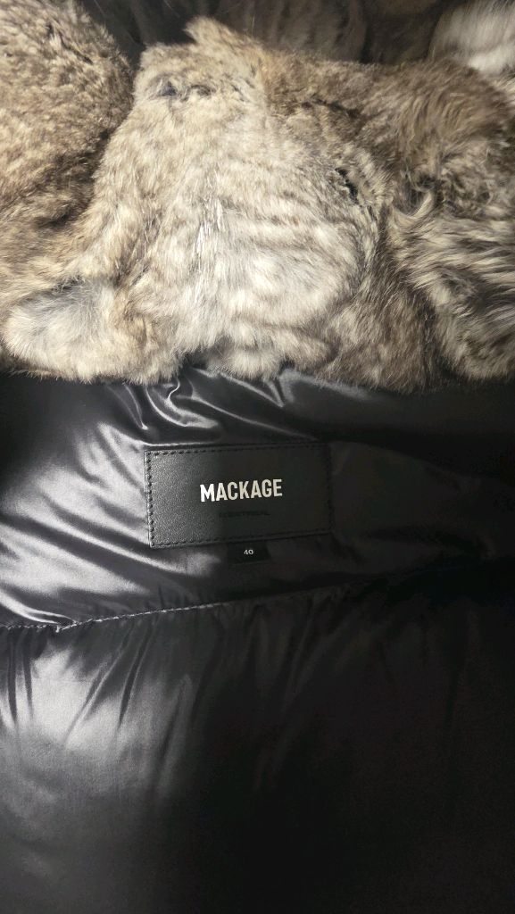 맥케이지 21fw 딕슨봄버패딩 블랙/실버폭스퍼 이미지