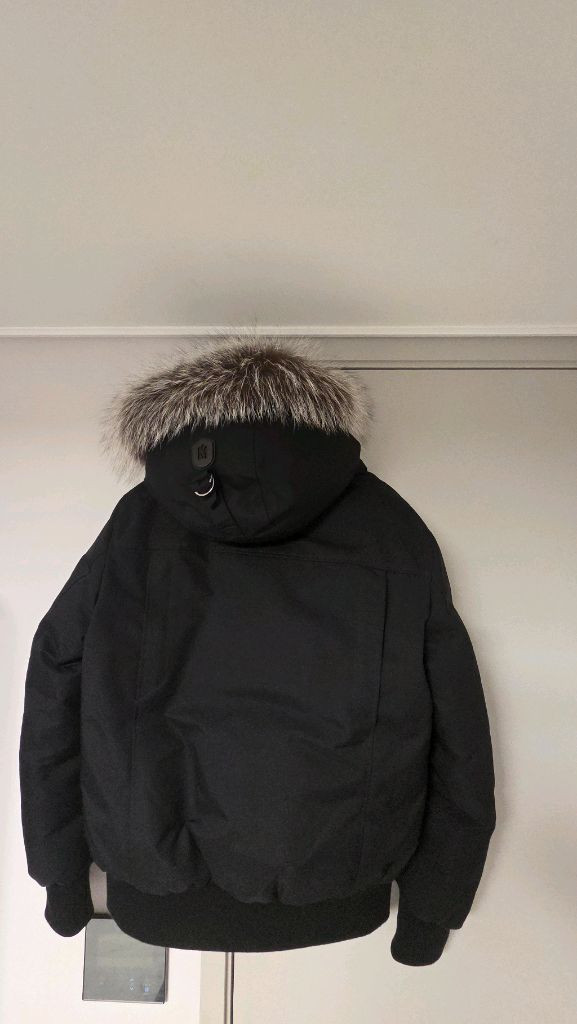 맥케이지 21fw 딕슨봄버패딩 블랙/실버폭스퍼 이미지